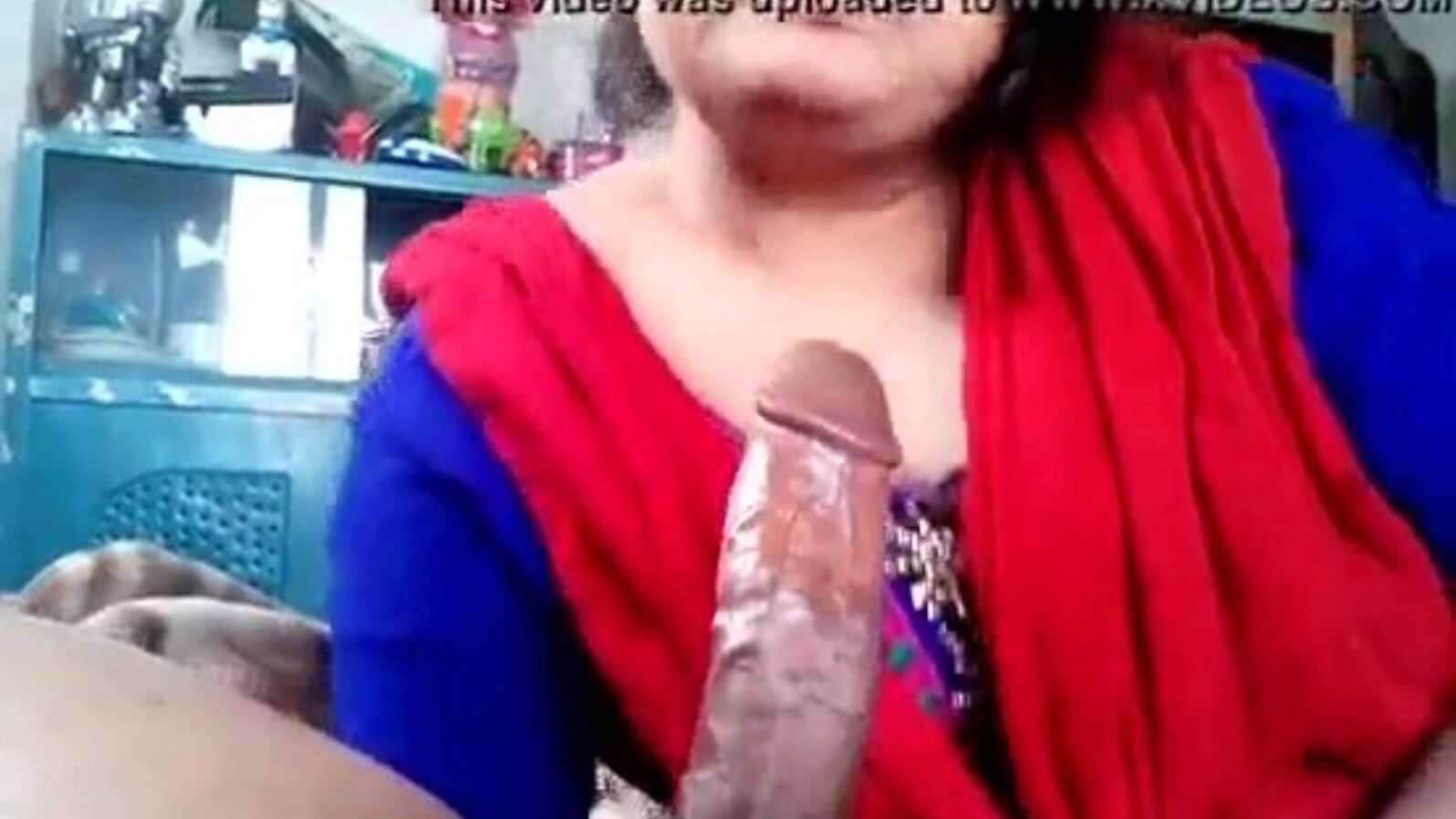 indiai kéjes feleség elnyeli a dongot